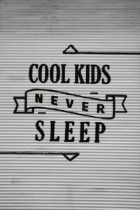 昼間寝れない夜勤の悩みを解消する方法は？