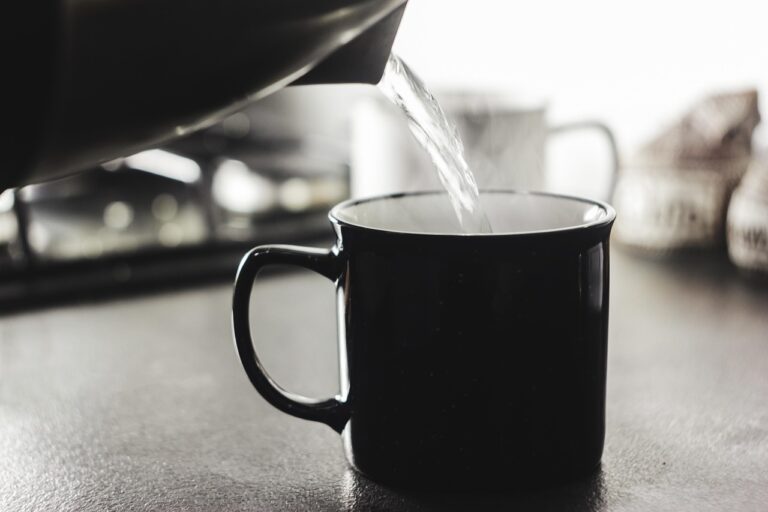 ダイエットサプリを飲むタイミングは生理前がベストなの？
