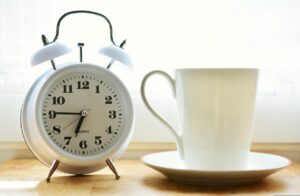 ダイエットサプリは朝飲むと夜飲むで何が違うの？
