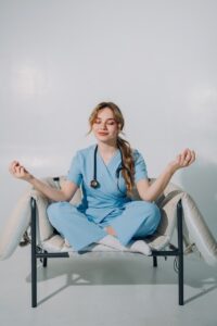 看護師が抱える不眠の原因と対策は？